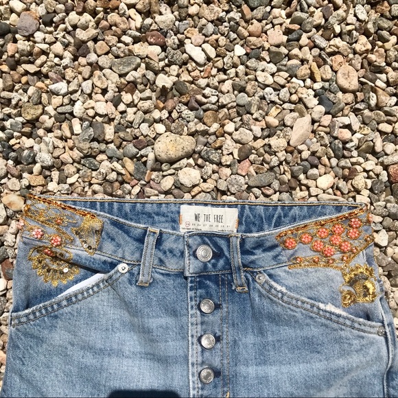 Free People blue novelty embellished blue jeans 24 - Picture 6 of 8
